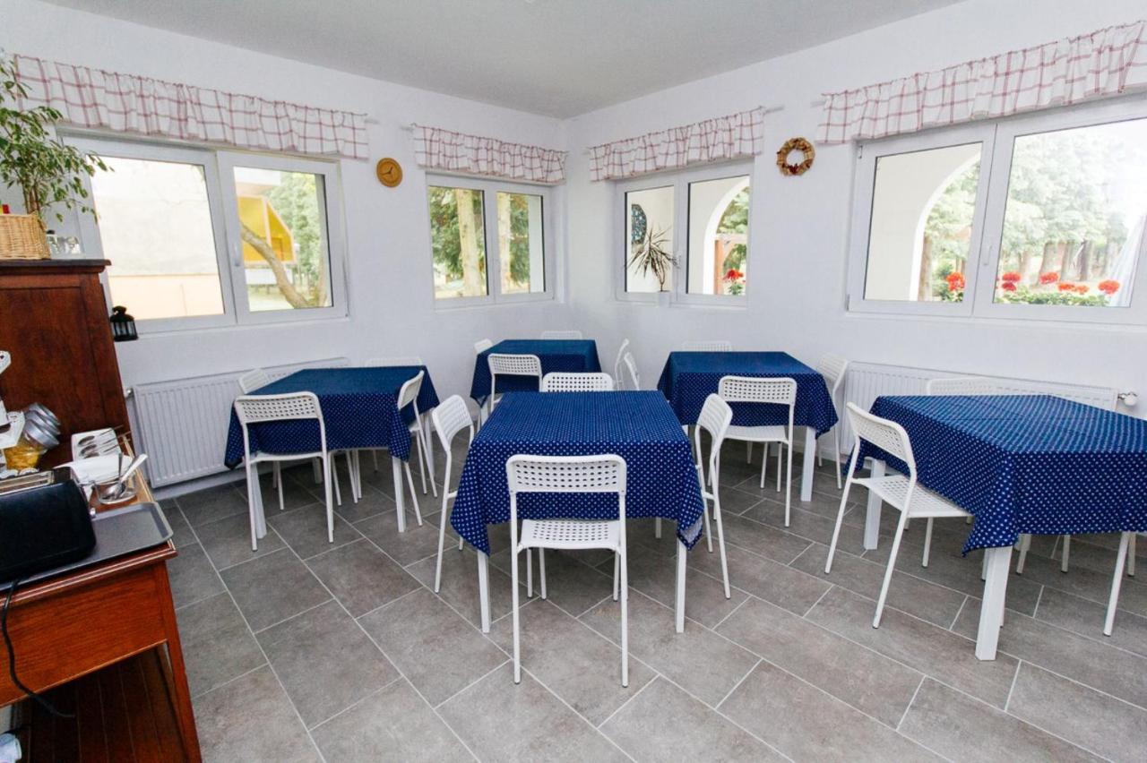 Alle Bed & Breakfast Keszthely Ngoại thất bức ảnh
