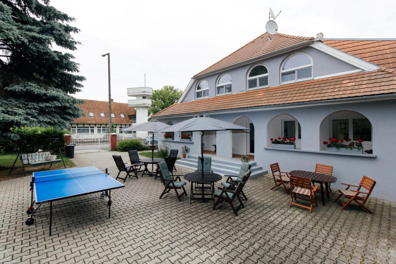 Alle Bed & Breakfast Keszthely Ngoại thất bức ảnh